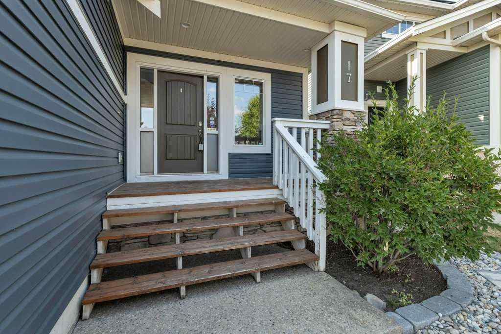 MLS® A2254700 - 17 Luxstone Rise SW in Luxstone Airdrie, Residential