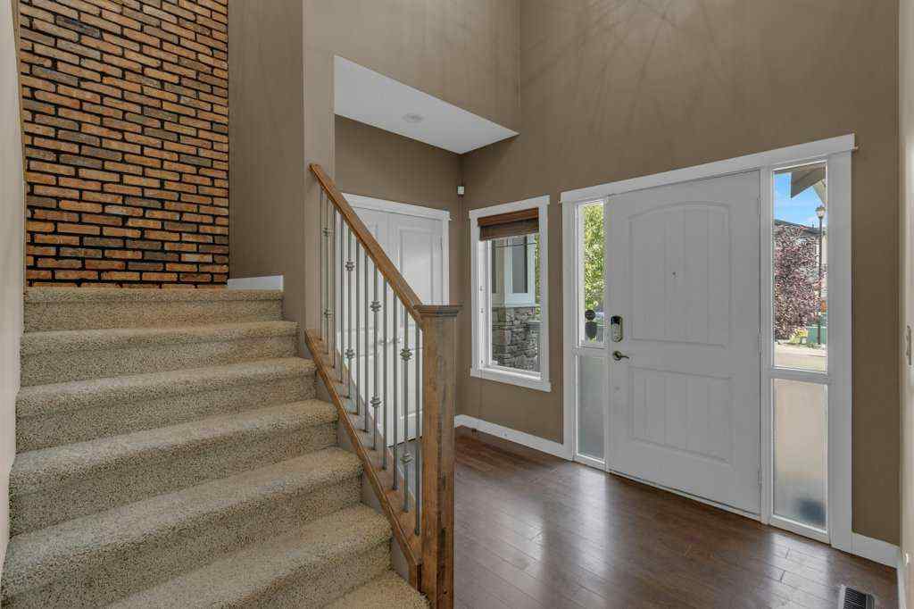 MLS® A2254700 - 17 Luxstone Rise SW in Luxstone Airdrie, Residential