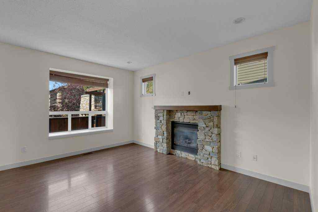 MLS® A2254700 - 17 Luxstone Rise SW in Luxstone Airdrie, Residential