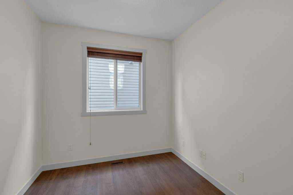 MLS® A2254700 - 17 Luxstone Rise SW in Luxstone Airdrie, Residential