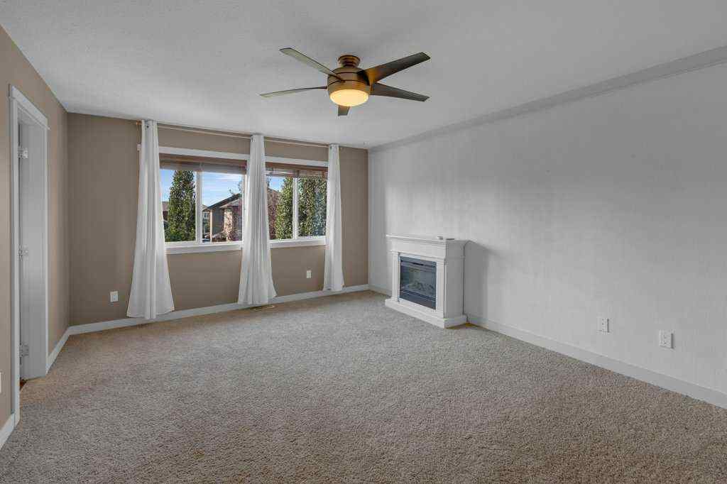 MLS® A2254700 - 17 Luxstone Rise SW in Luxstone Airdrie, Residential