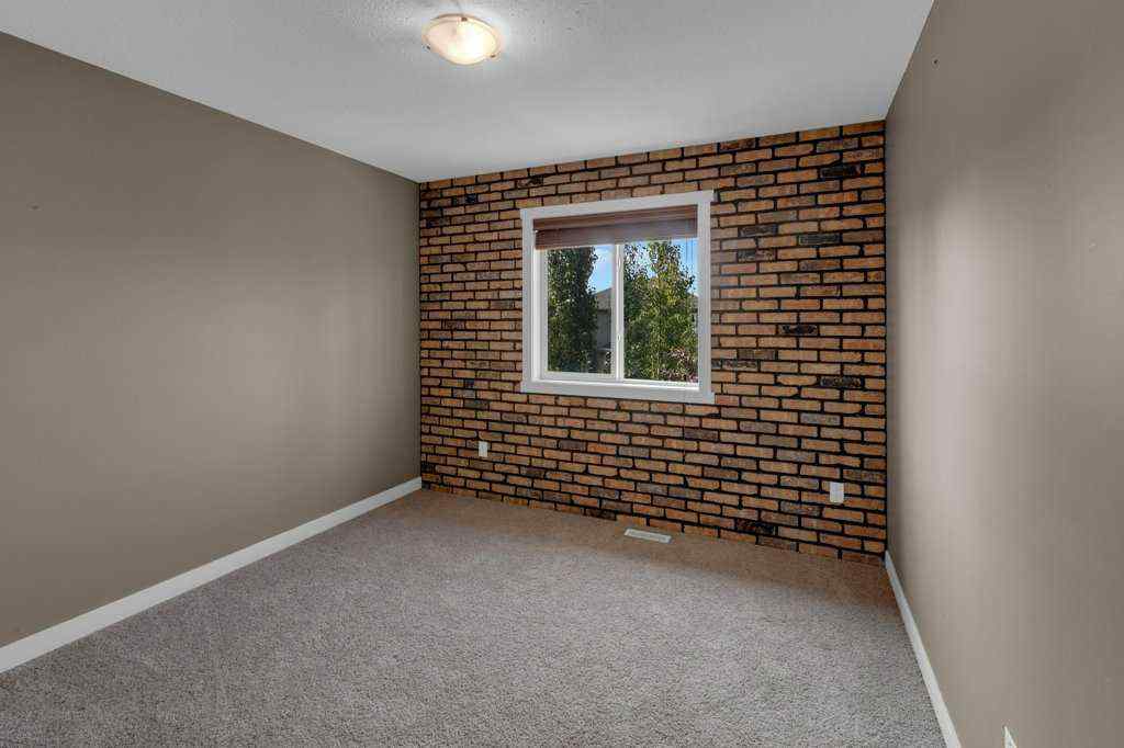MLS® A2254700 - 17 Luxstone Rise SW in Luxstone Airdrie, Residential