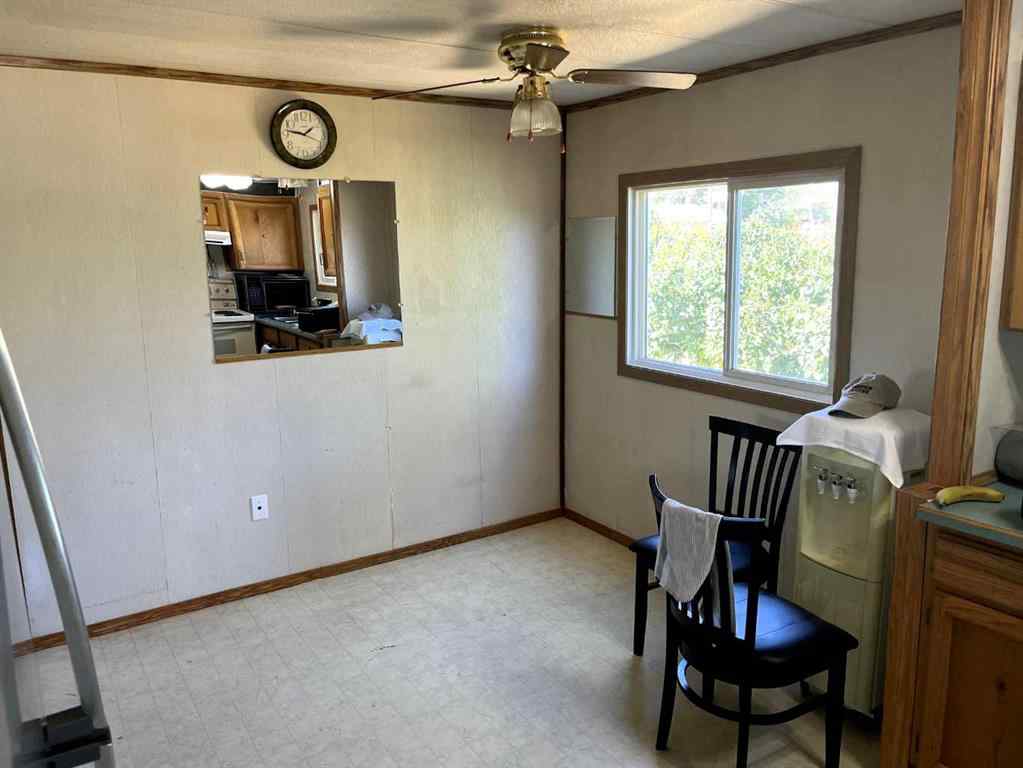 MLS® A2254704 - 413 4 Street  in NONE Suffield, Residential