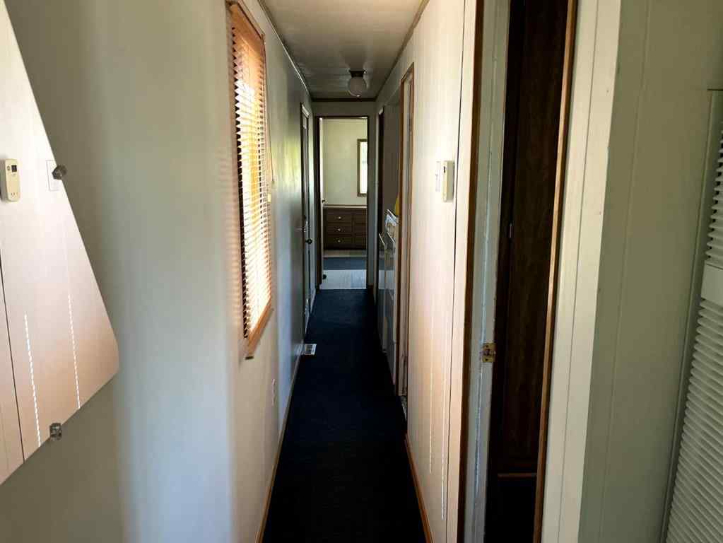 MLS® A2254704 - 413 4 Street  in NONE Suffield, Residential