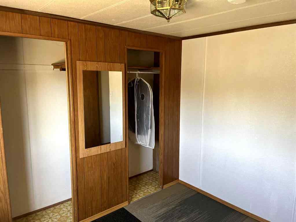 MLS® A2254704 - 413 4 Street  in NONE Suffield, Residential