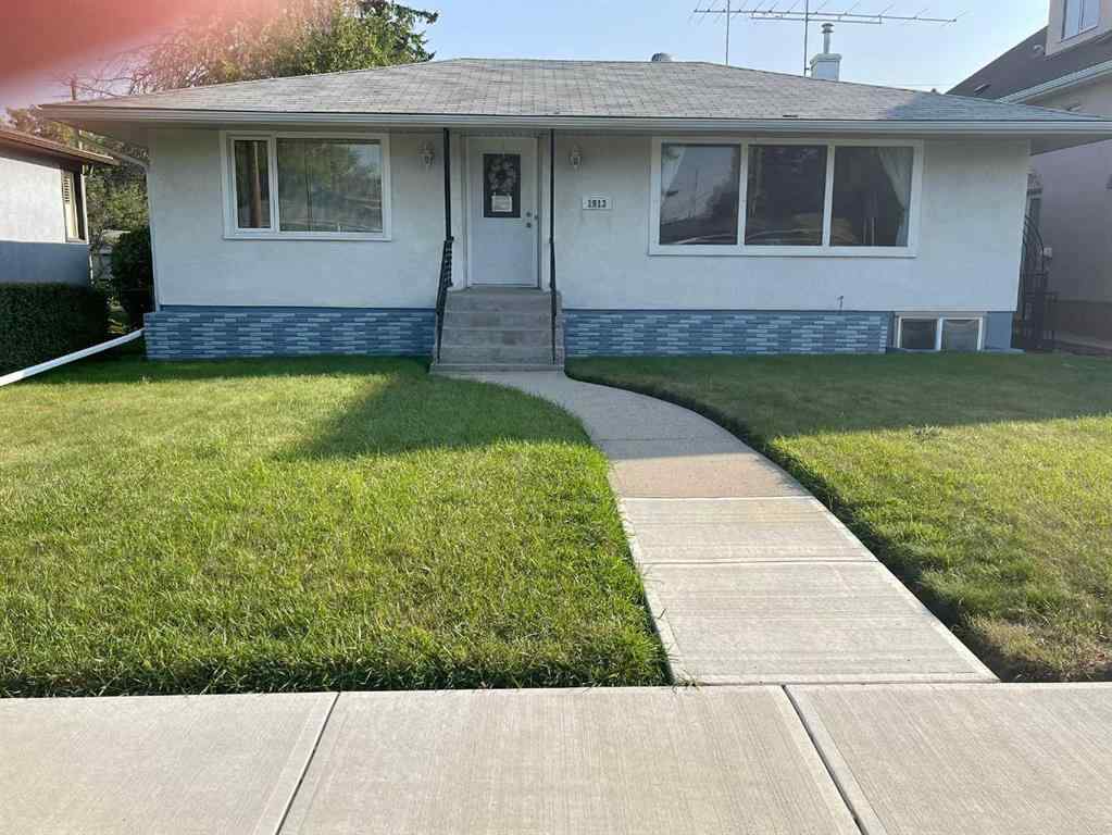 MLS® A2254712 - 1913 24 Avenue NW in Banff Trail Calgary, Residential