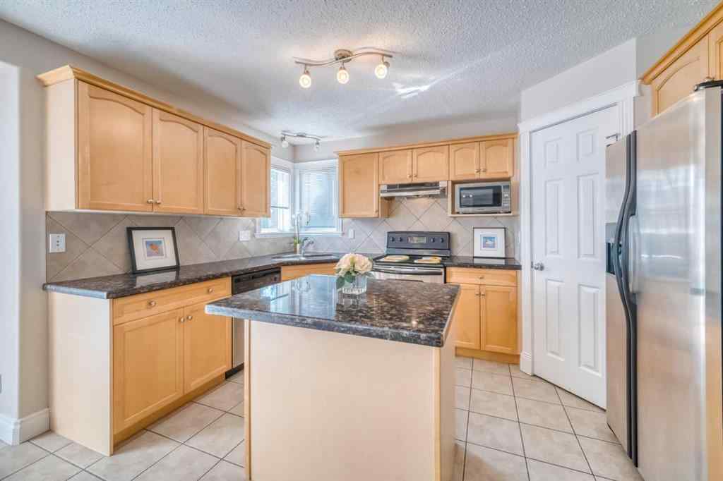 MLS® A2254714 - 141 Royal Abbey Court NW in Royal Oak Calgary, Residential