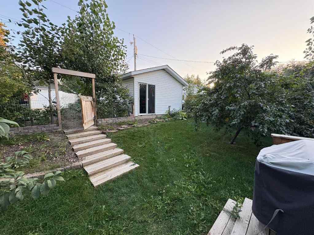 MLS® A2254715 - 5115 48 Avenue  in Downtown Sylvan Lake, Residential