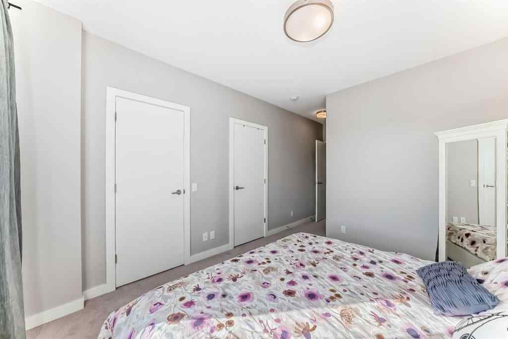 MLS® A2254717 - 3217 39 Street NW in University District Calgary, Residential