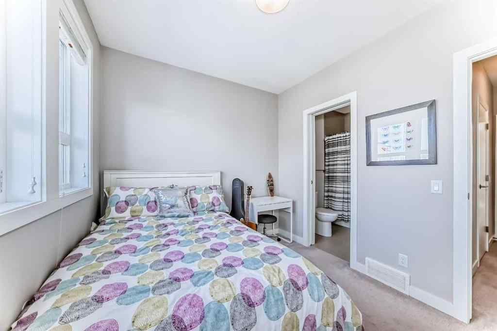 MLS® A2254717 - 3217 39 Street NW in University District Calgary, Residential