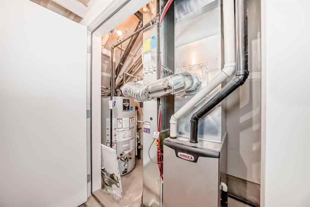 MLS® A2254717 - 3217 39 Street NW in University District Calgary, Residential