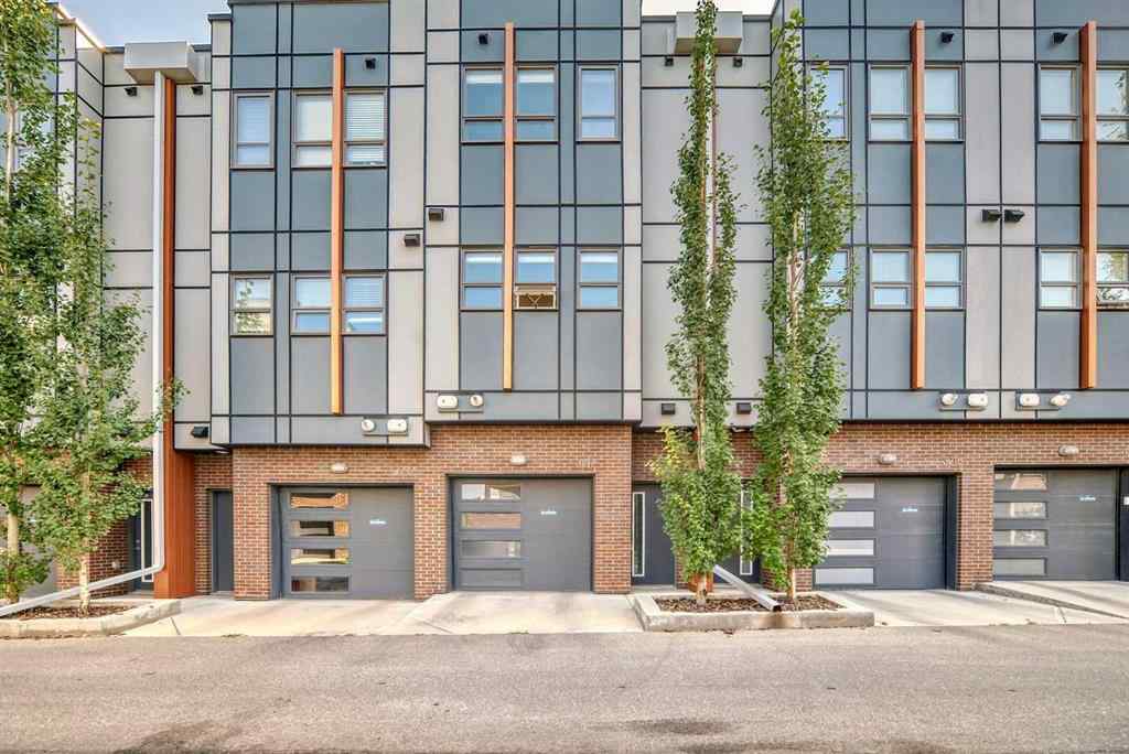 MLS® A2254717 - 3217 39 Street NW in University District Calgary, Residential