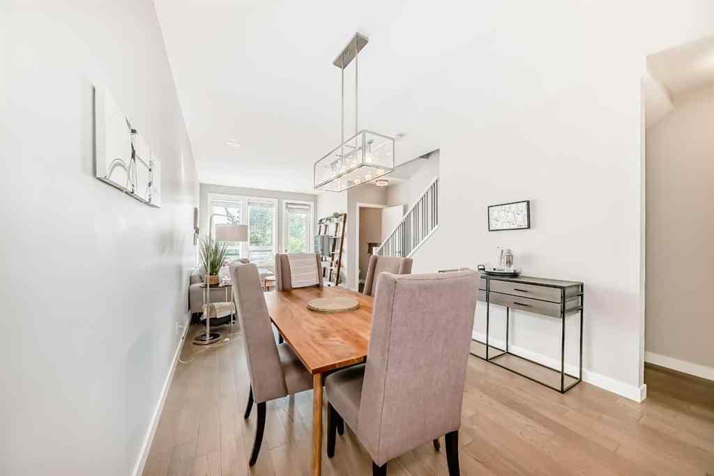 MLS® A2254717 - 3217 39 Street NW in University District Calgary, Residential