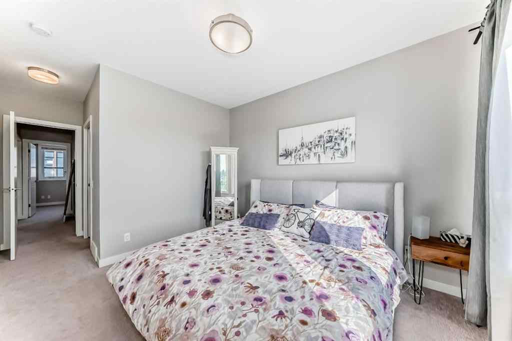 MLS® A2254717 - 3217 39 Street NW in University District Calgary, Residential