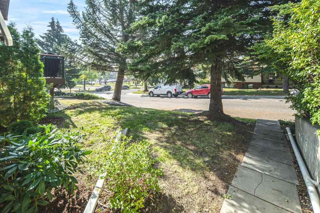 MLS® A2254719 - 83 Edgeford Way NW in Edgemont Calgary, Residential