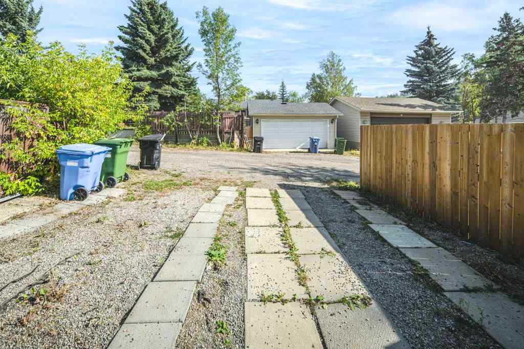 MLS® A2254719 - 83 Edgeford Way NW in Edgemont Calgary, Residential