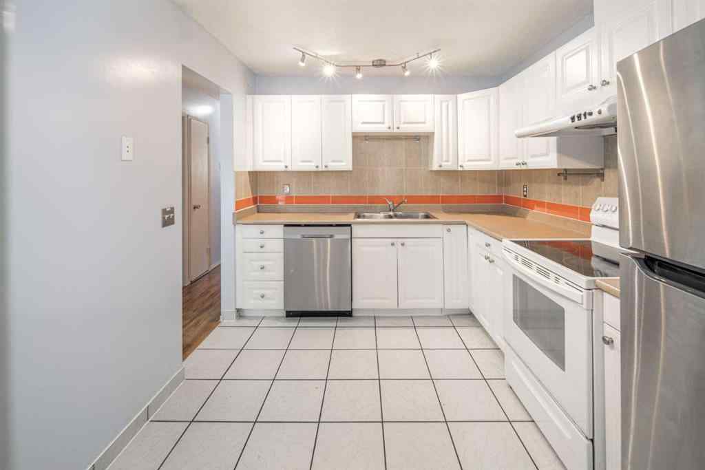 MLS® A2254719 - 83 Edgeford Way NW in Edgemont Calgary, Residential