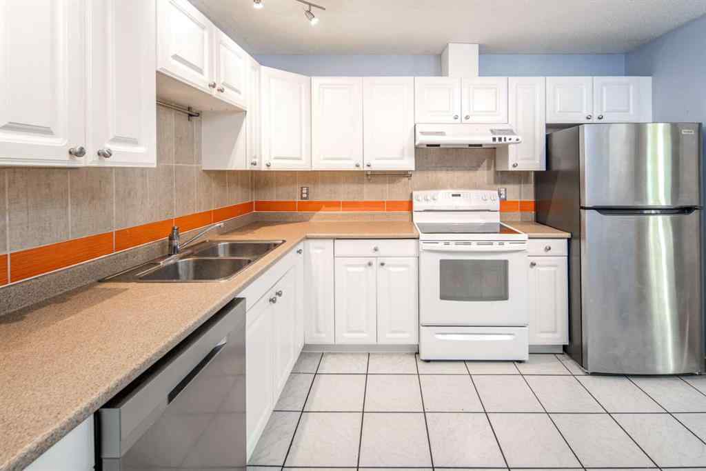 MLS® A2254719 - 83 Edgeford Way NW in Edgemont Calgary, Residential