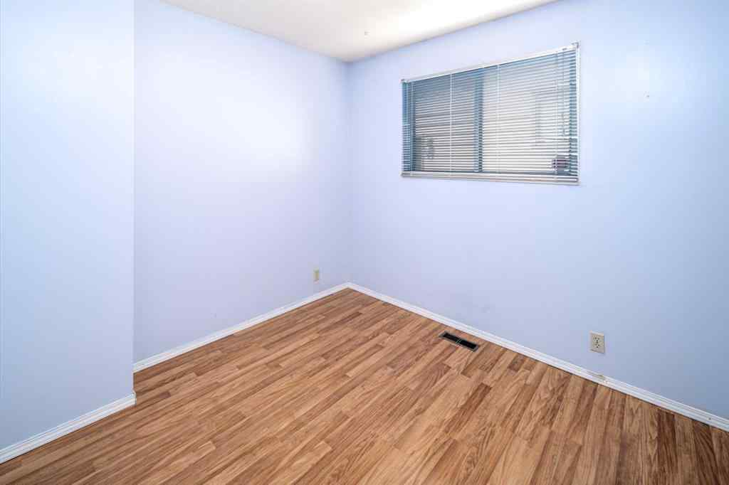 MLS® A2254719 - 83 Edgeford Way NW in Edgemont Calgary, Residential