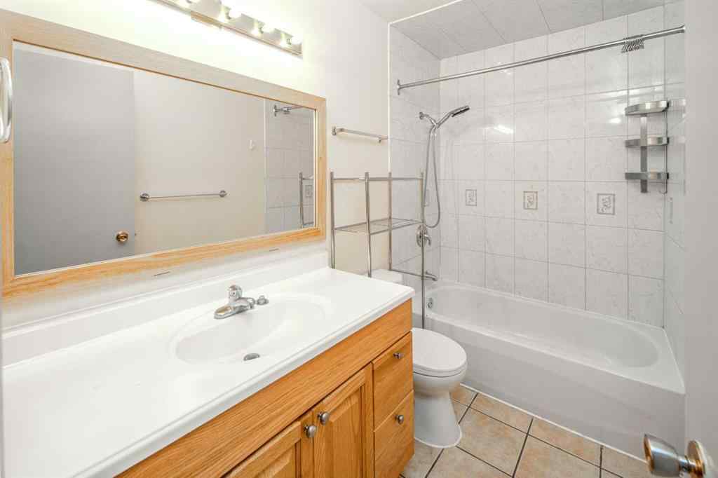 MLS® A2254719 - 83 Edgeford Way NW in Edgemont Calgary, Residential