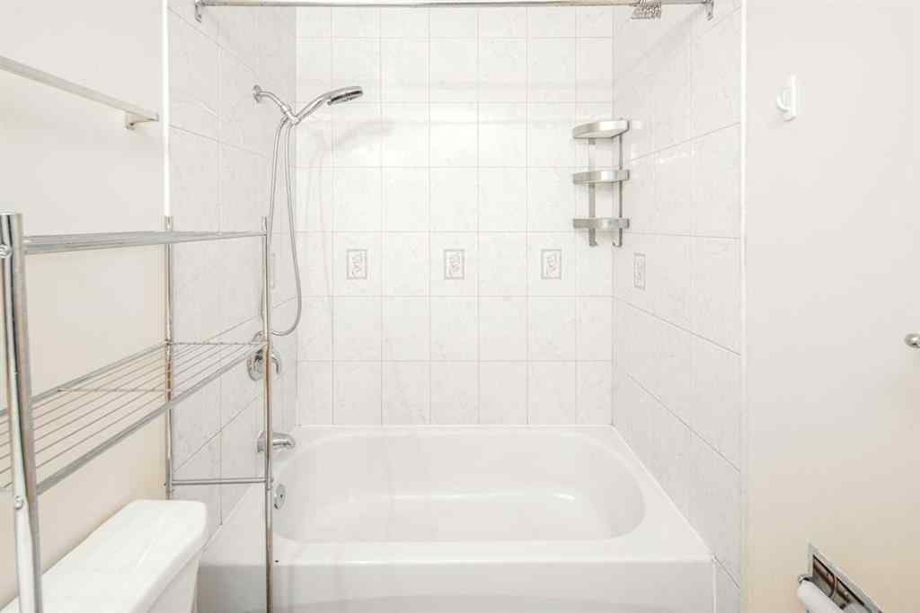 MLS® A2254719 - 83 Edgeford Way NW in Edgemont Calgary, Residential