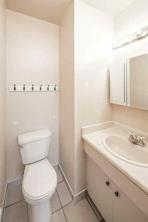 MLS® A2254719 - 83 Edgeford Way NW in Edgemont Calgary, Residential