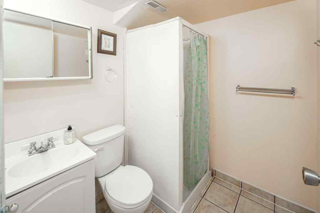 MLS® A2254719 - 83 Edgeford Way NW in Edgemont Calgary, Residential