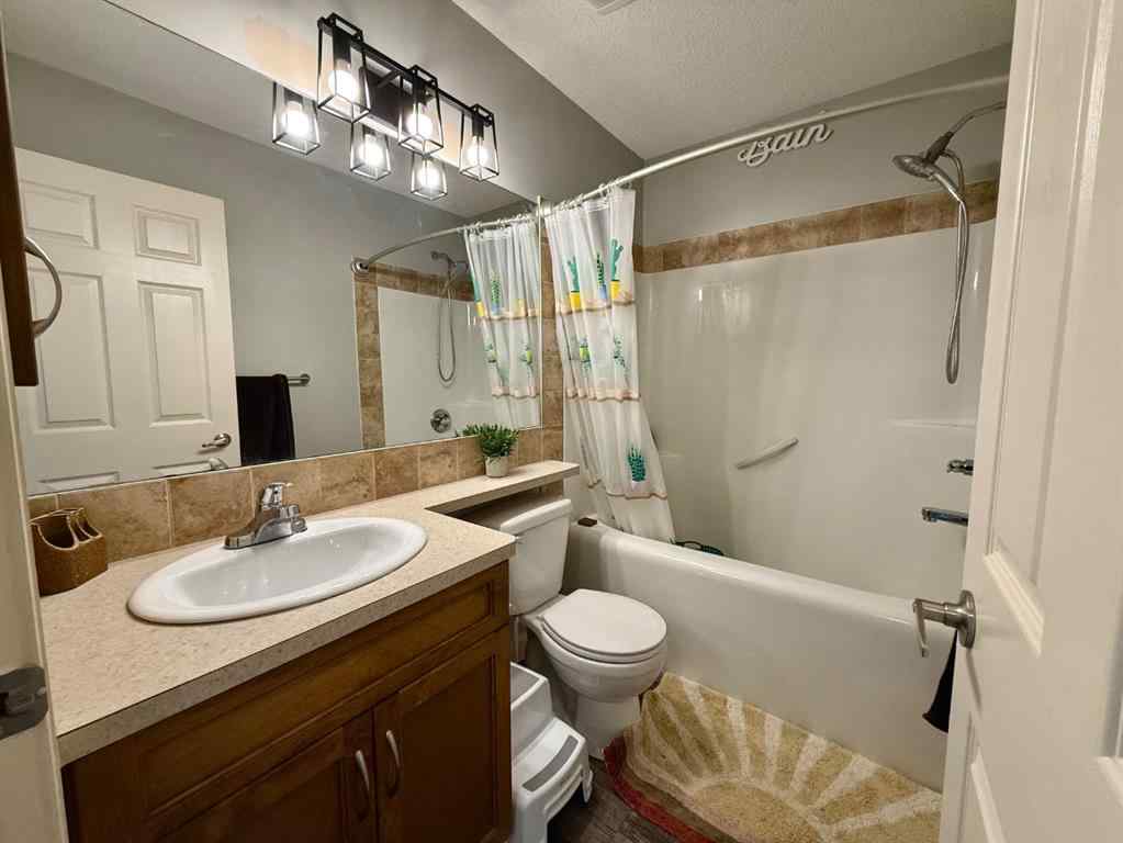 MLS® A2254723 - 607 Montgomery Close SE in Montrose High River, Residential