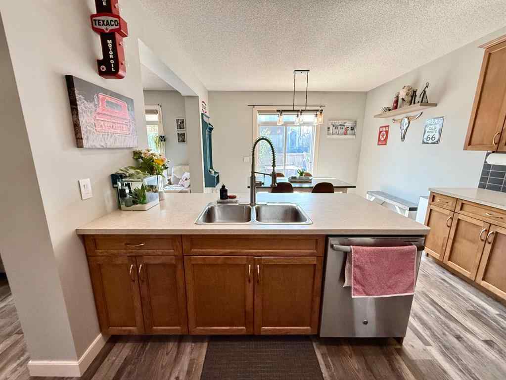 MLS® A2254723 - 607 Montgomery Close SE in Montrose High River, Residential