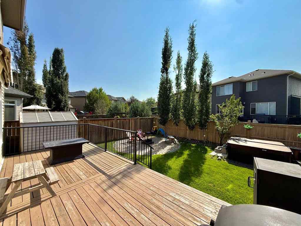 MLS® A2254723 - 607 Montgomery Close SE in Montrose High River, Residential