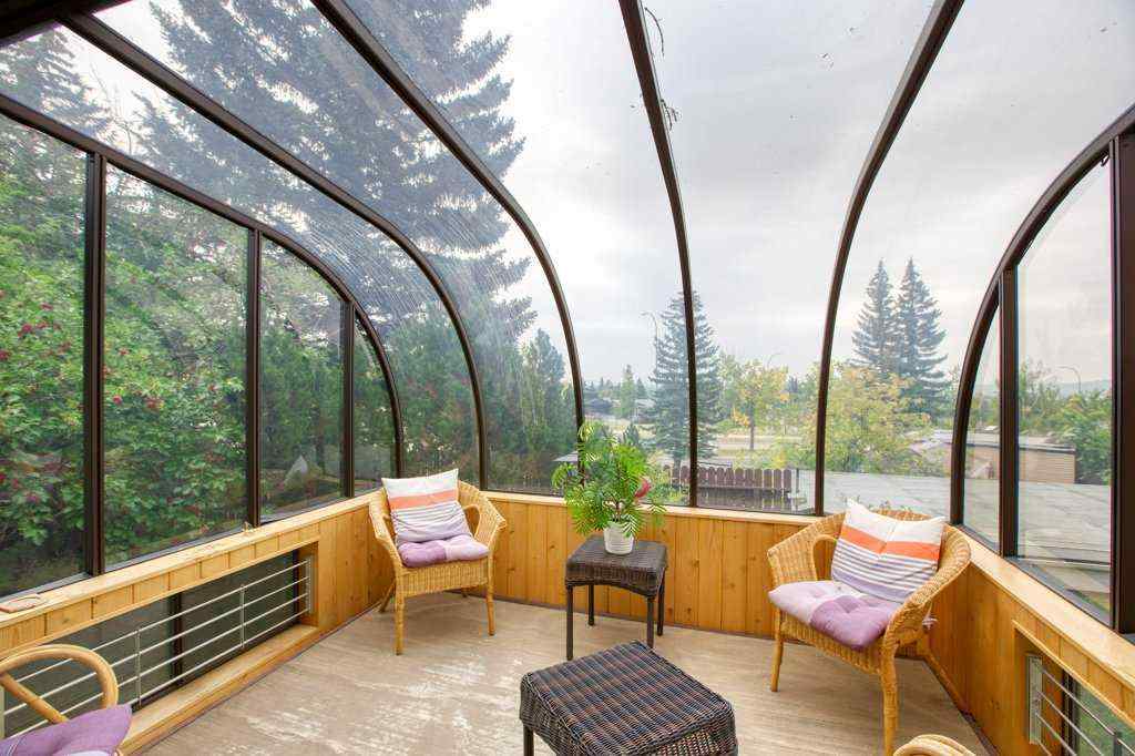 MLS® A2254724 - 307 Silverthorn Way NW in Silver Springs Calgary, Residential