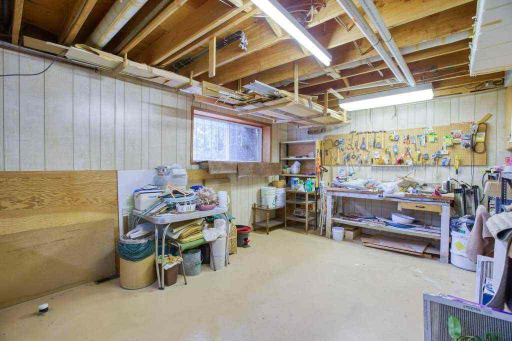MLS® A2254724 - 307 Silverthorn Way NW in Silver Springs Calgary, Residential
