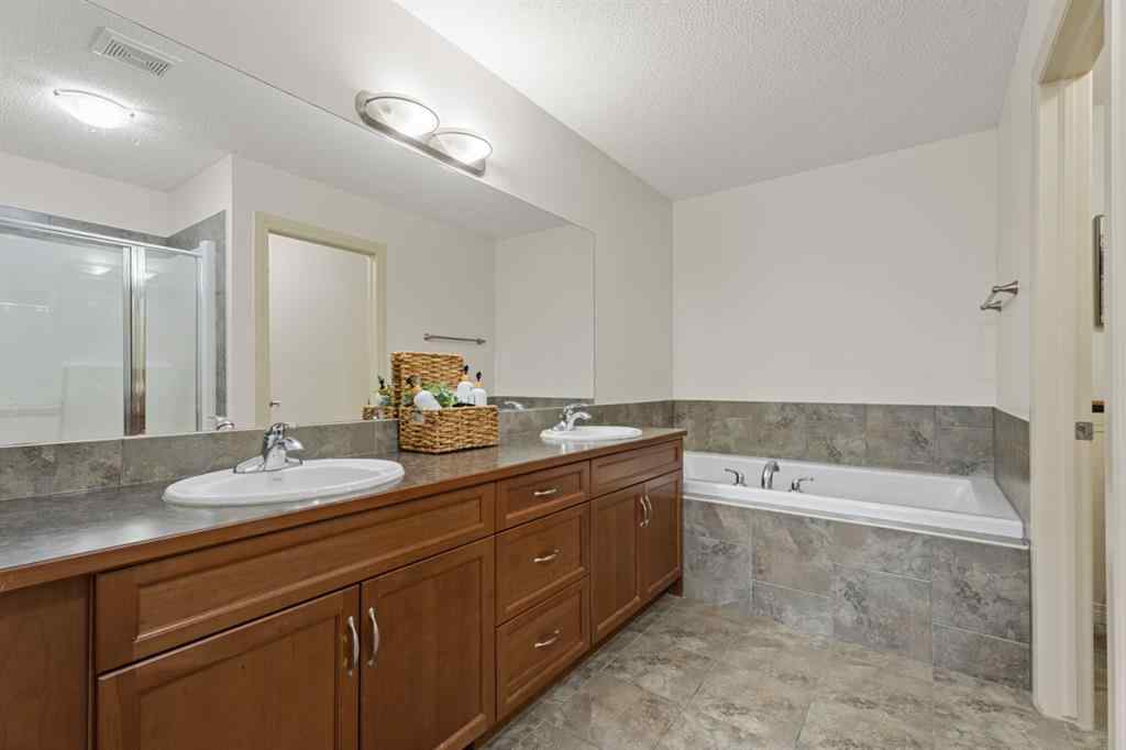 MLS® A2254727 - 611 Monteith Drive SE in Montrose High River, Residential