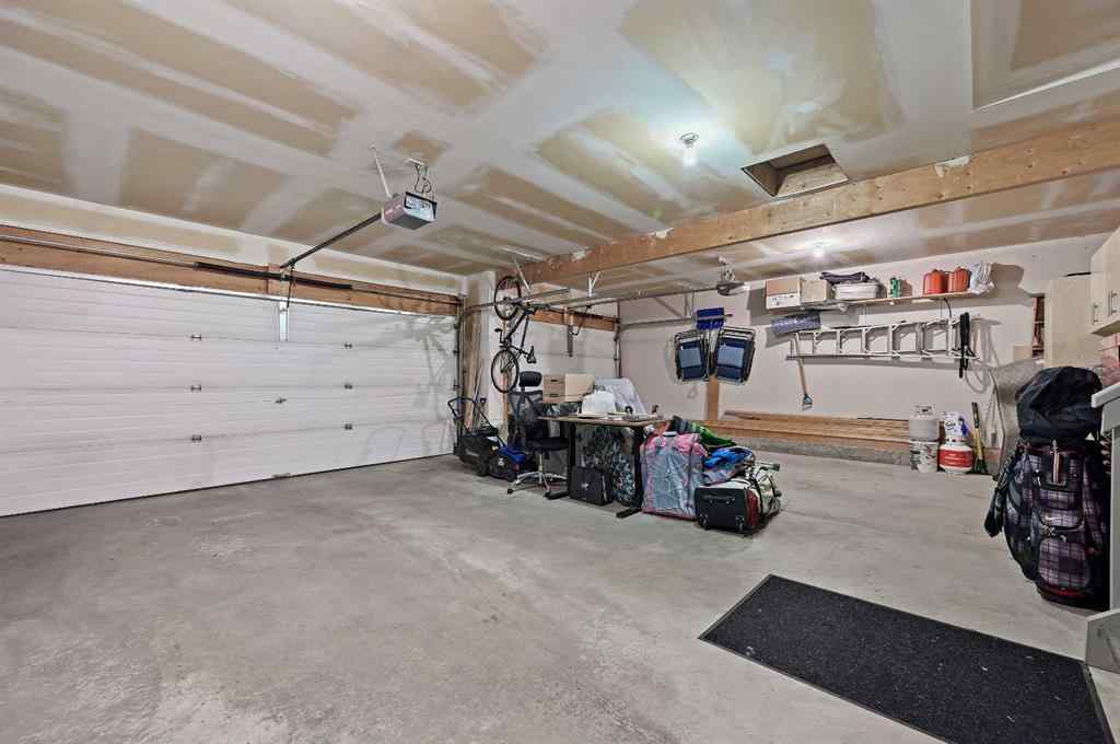 MLS® #A2254729 - 3170 Signal Hill Drive SW in Signal Hill Calgary, Residential Open Houses