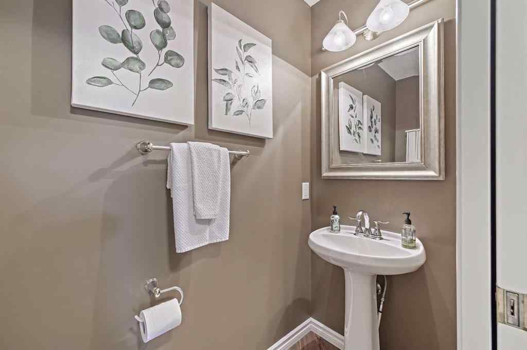 MLS® #A2254729 - 3170 Signal Hill Drive SW in Signal Hill Calgary, Residential Open Houses