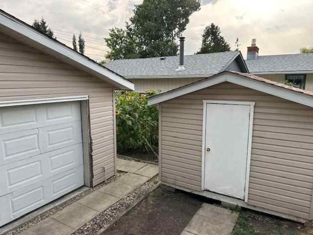 MLS® A2254735 - 5209 Waghorn Street  in Downtown Blackfalds, Residential