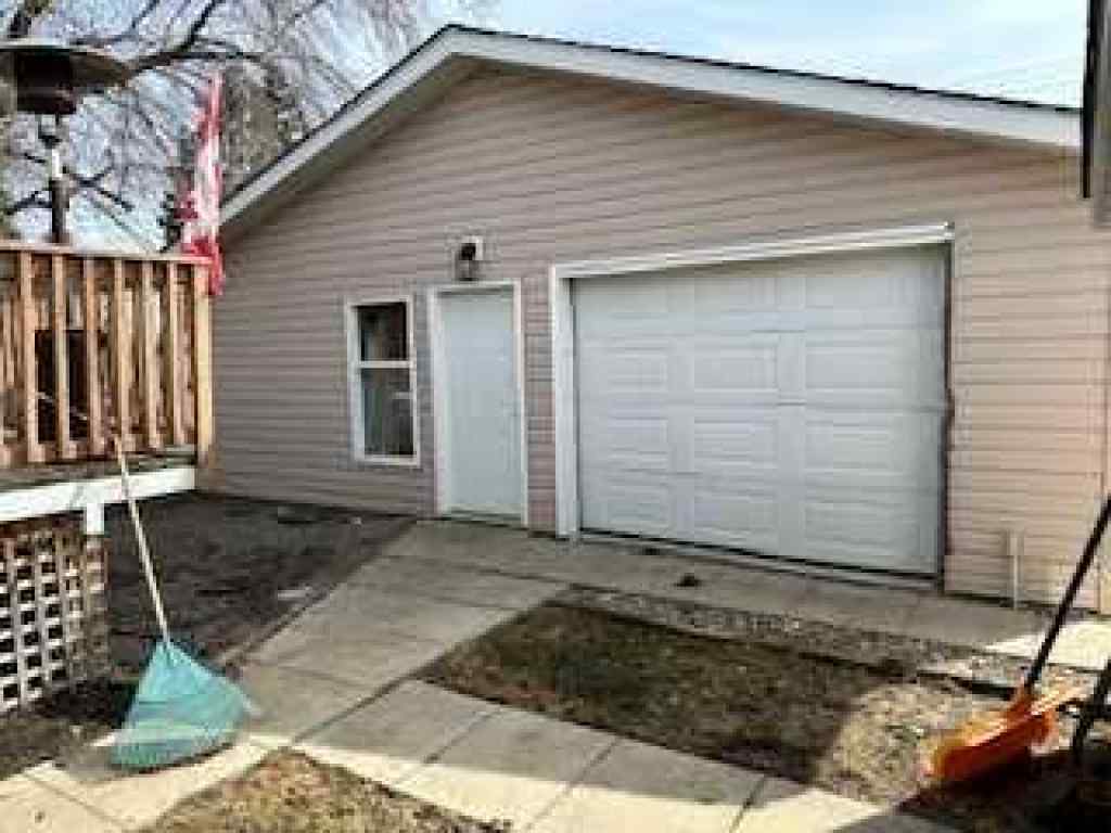 MLS® A2254735 - 5209 Waghorn Street  in Downtown Blackfalds, Residential