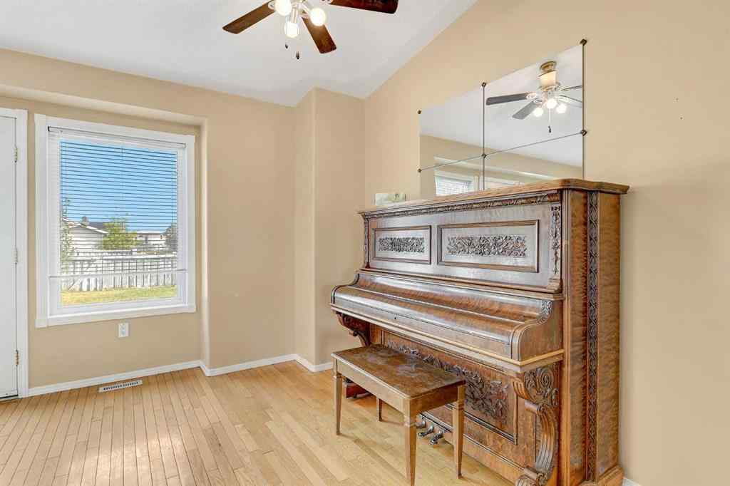 MLS® A2254741 - 11713 90 Street  in Crystal Lake Estates Grande Prairie, Residential