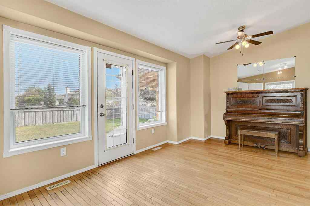 MLS® A2254741 - 11713 90 Street  in Crystal Lake Estates Grande Prairie, Residential