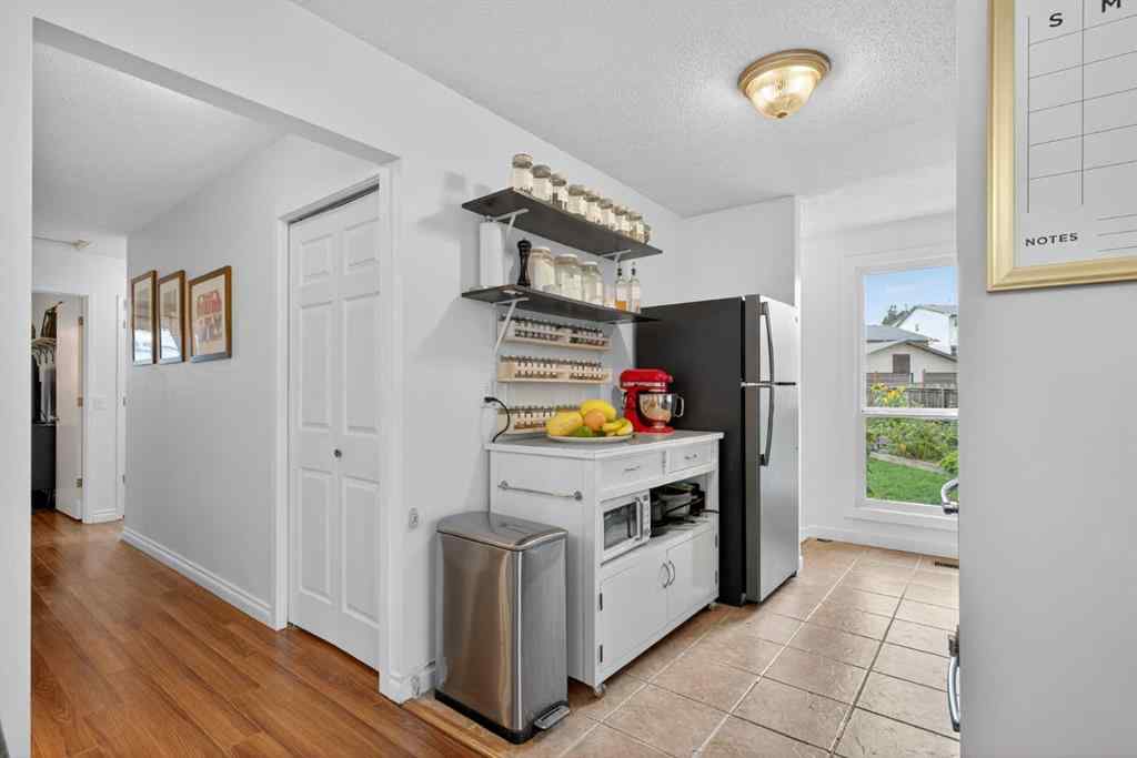 MLS® A2254742 - 1107 Ranchview Road NW in Ranchlands Calgary, Residential