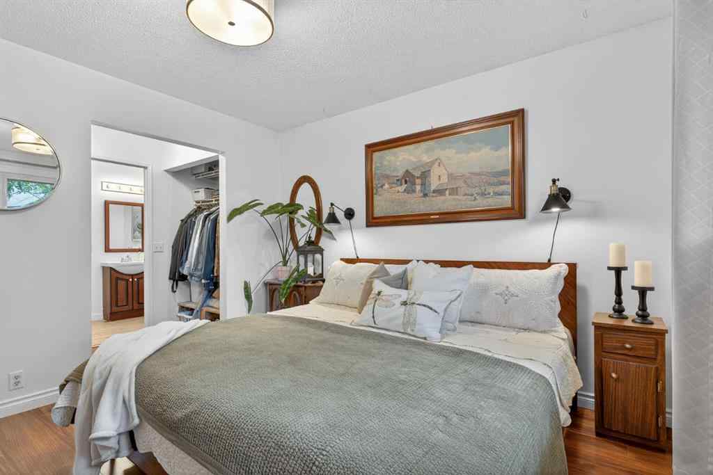 MLS® A2254742 - 1107 Ranchview Road NW in Ranchlands Calgary, Residential