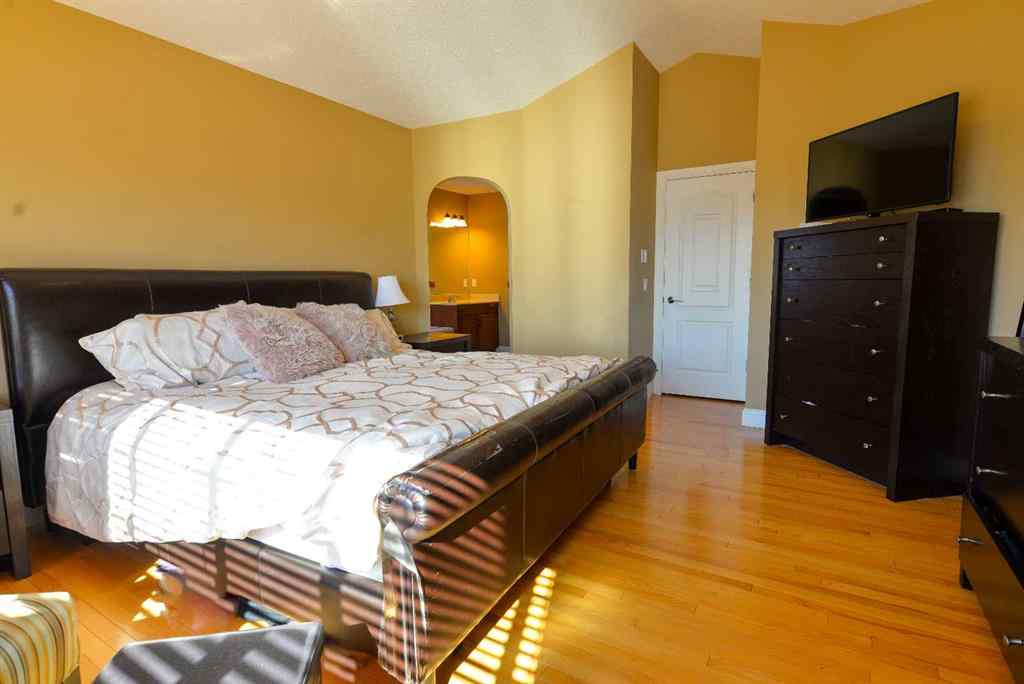 MLS® A2254752 - 53 Tuscany Valley Hill NW in Tuscany Calgary, Residential