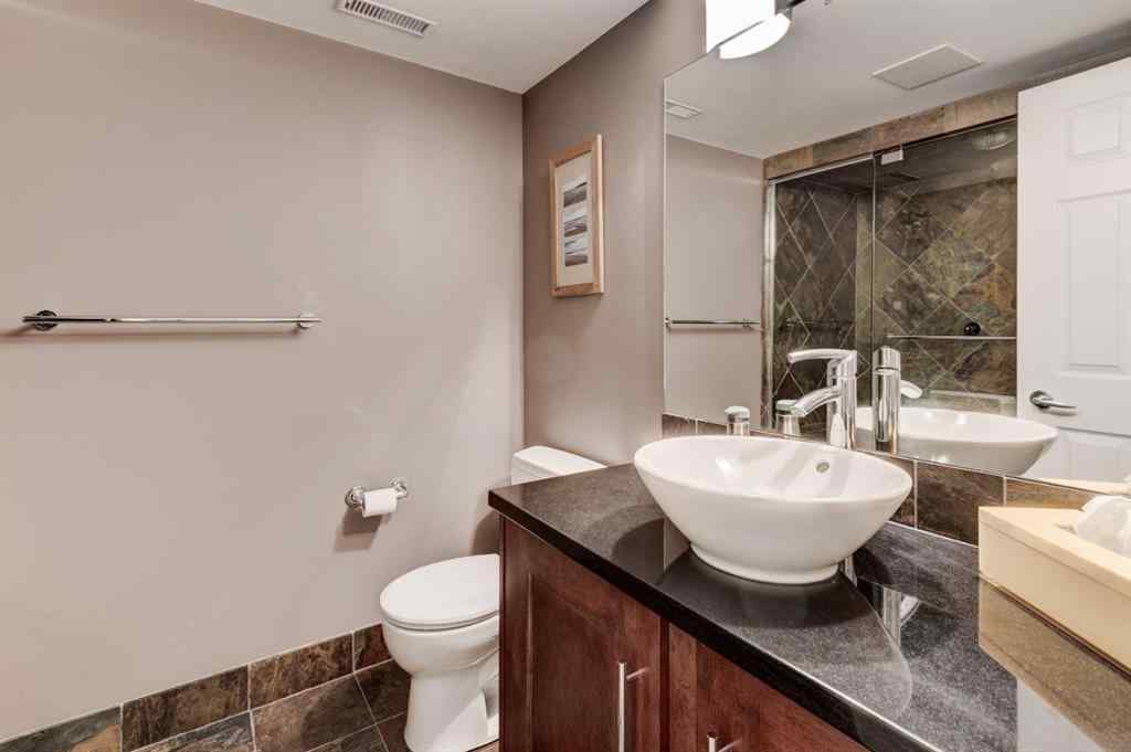 MLS® A2254754 - 115 15 Street NW in Hillhurst Calgary, Residential