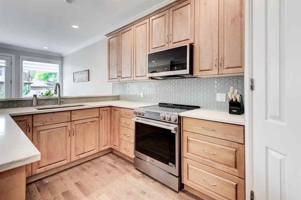 MLS® A2254754 - 115 15 Street NW in Hillhurst Calgary, Residential