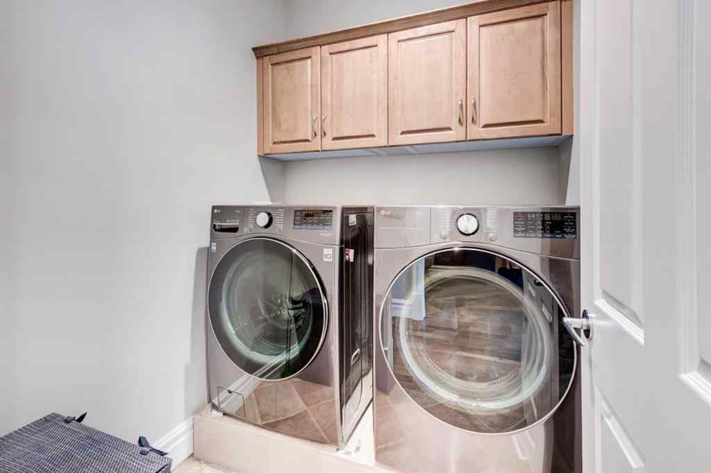 MLS® A2254754 - 115 15 Street NW in Hillhurst Calgary, Residential