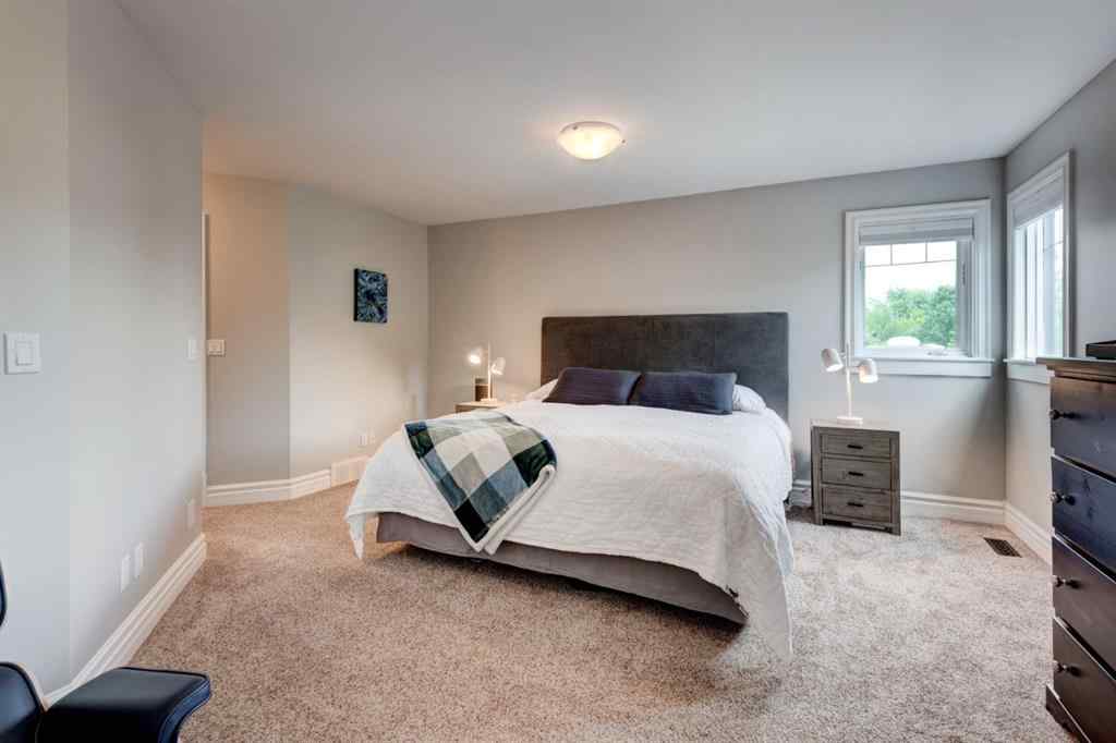 MLS® A2254754 - 115 15 Street NW in Hillhurst Calgary, Residential