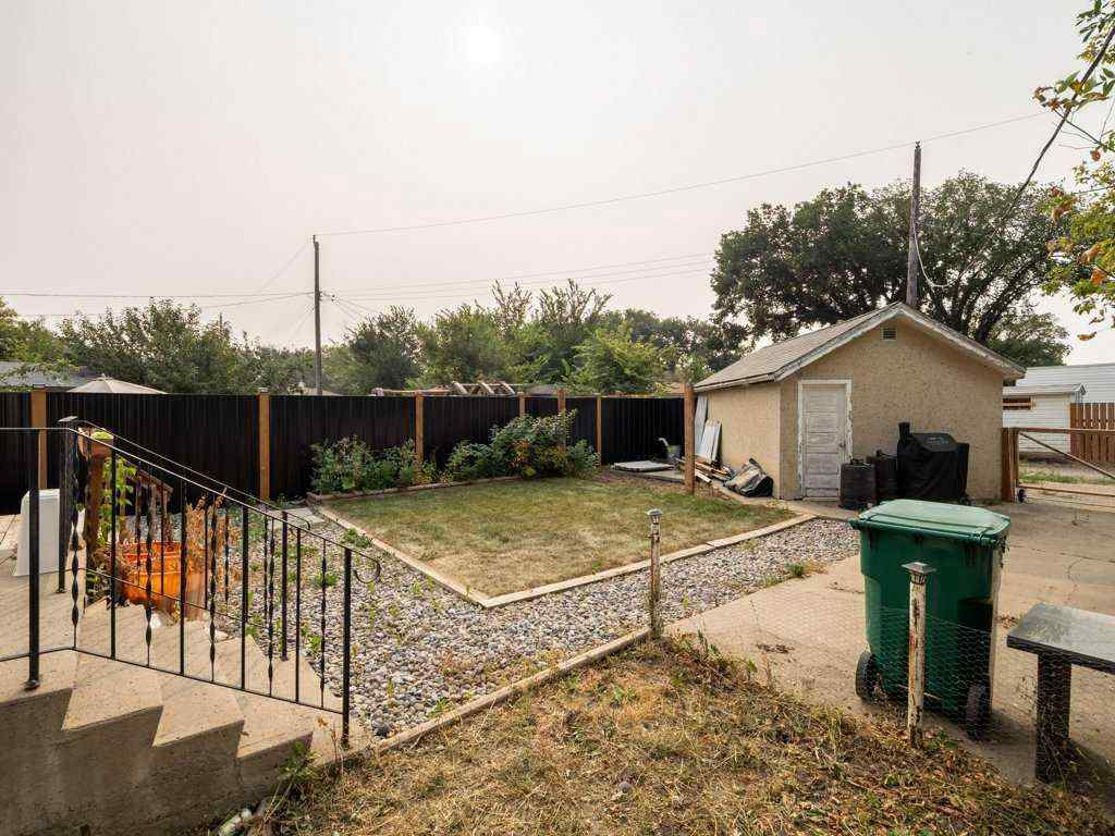 MLS® A2254755 - 1620 2A Avenue N in Westminster Lethbridge, Residential