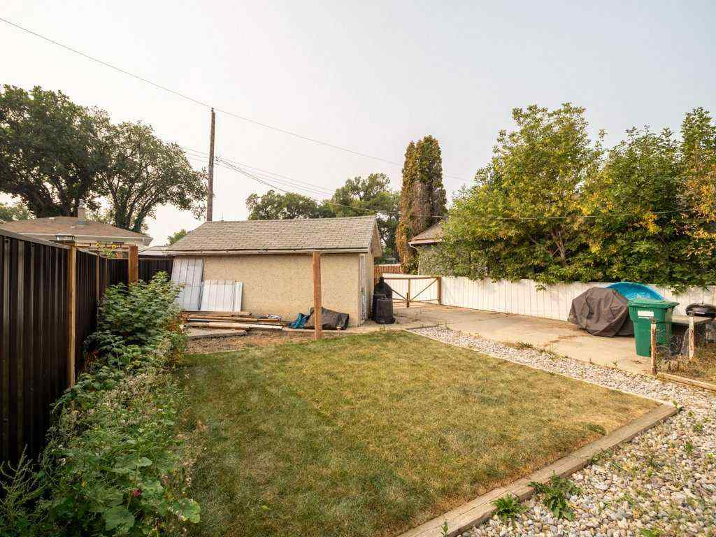 MLS® A2254755 - 1620 2A Avenue N in Westminster Lethbridge, Residential