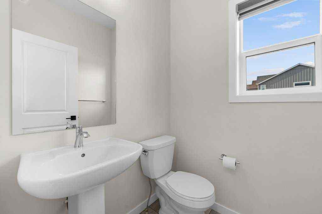 MLS® A2254756 - 1206 Chinook Winds Circle SW in Chinook Gate Airdrie, Residential