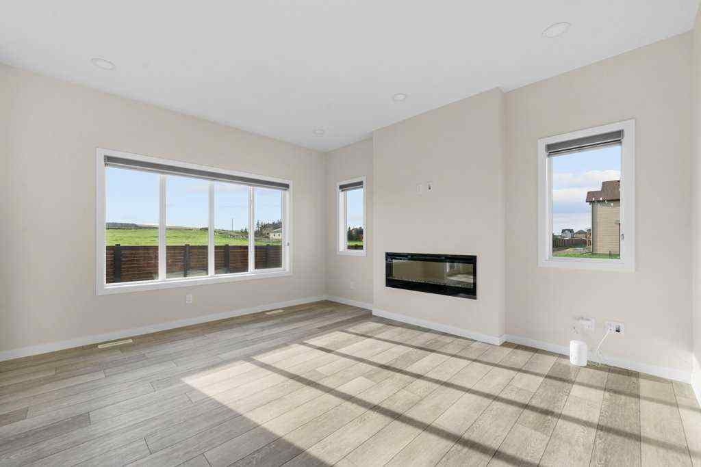 MLS® A2254756 - 1206 Chinook Winds Circle SW in Chinook Gate Airdrie, Residential